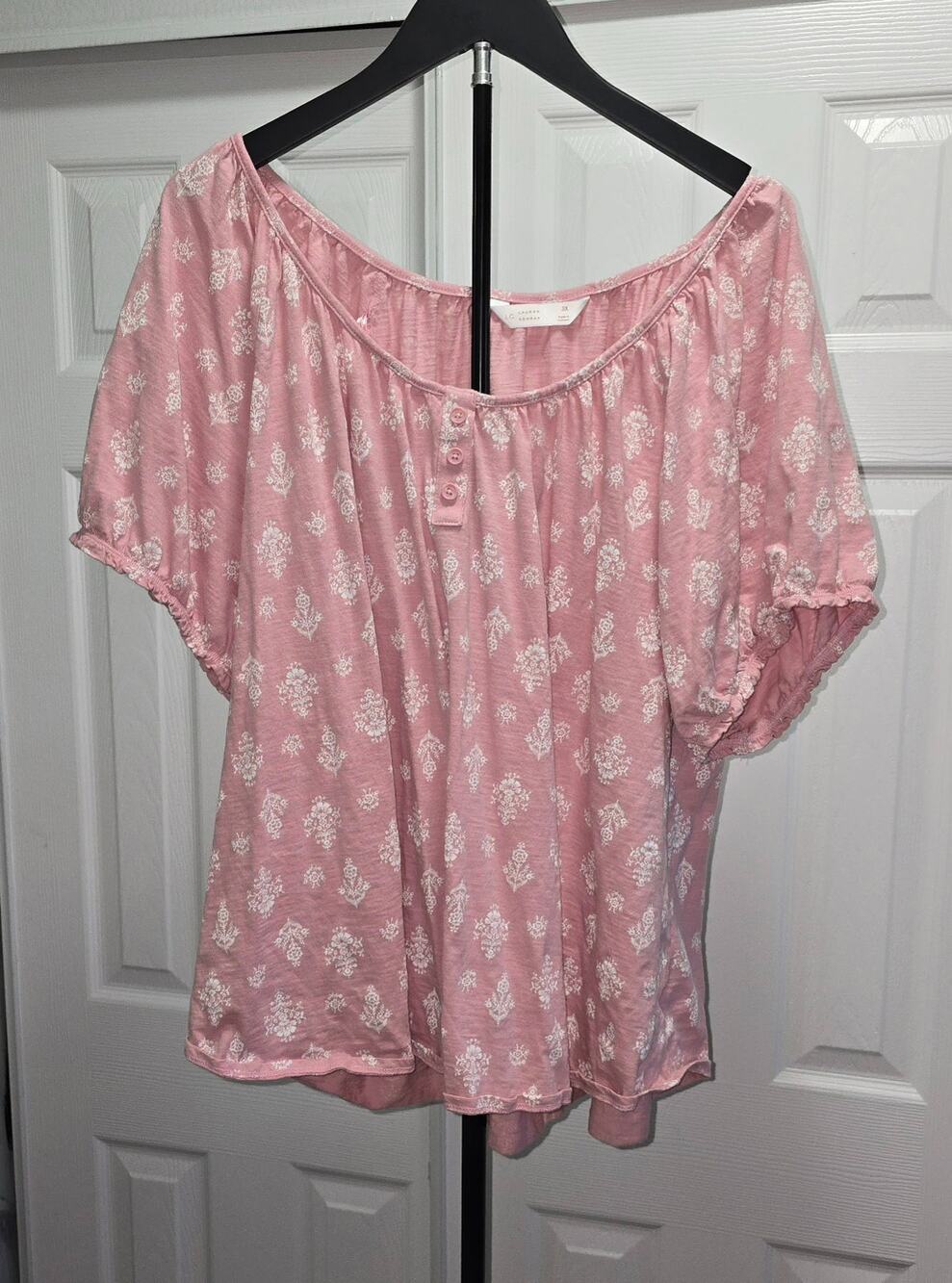 LC Lauren Conrad 3X Pink Floral Cotton Puff Sleeve Henley Blouse Plus Size‎
